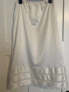 Vintage Sears White Nylon Slip Size Medium Tiered Lace Trim Small Side Slit - Picture 1 of 8