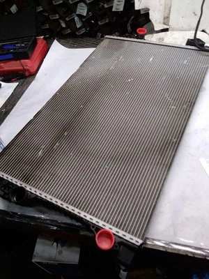 Radiator Fits 10-16 PORSCHE PANAMERA 2311467 — 第 1/4 张图片