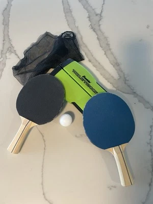 Selector de pelotas de ping pong portátil Franklin Sports ajustable para tenis de mesa Foto 1 de 4