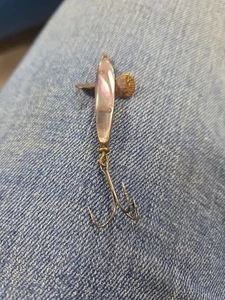 1 Lemax Perlmutt Angelköder 2,25" lang schön - Bild 1 von 4