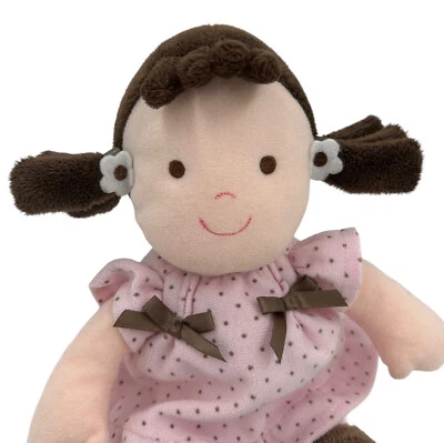 Boneca de pelúcia Child of Mine Lovey de pelúcia com cauda de porco marrom vestido de bolinhas rosa - Imagem 1 de 4