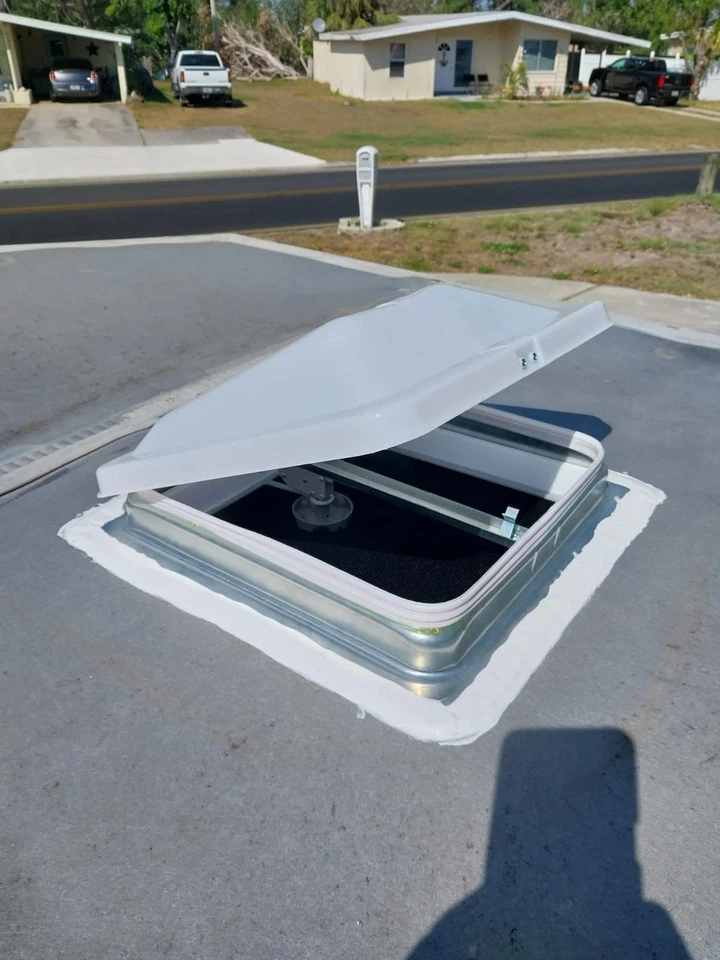 Autocaravana Heng's 14" ventilación techo #71111A-C duradero repuesto universal cámper quinta rueda Foto 1 de 4