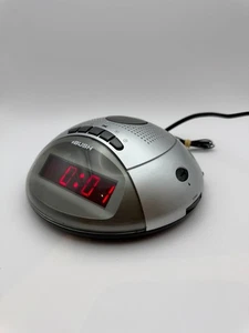 BUSH CR328 Vintage Retro Alarm Clock Radio - Bedside Clock Radio - PAT Tested - Picture 1 of 7