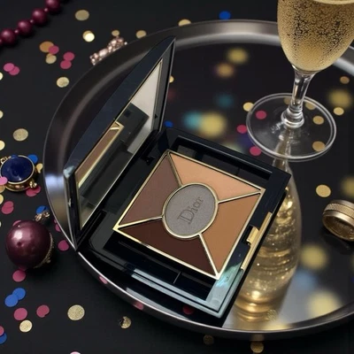 Paleta de sombras de ojos Dior 5 COULEURS # 880 GRIS VIP 0,21 oz de Parfums Christian Dior Foto 1 de 4