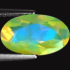 1,37 ct natürlicher äthiopischer facettierter Opal Edelstein mehrfarbig ovaler Schliff - Bild 1 von 2