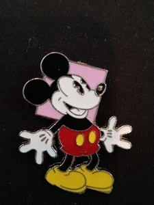 Mickey Mouse Individual Pin Walt Disney World Parks Trading Pins ~ Brand New - Picture 1 of 2