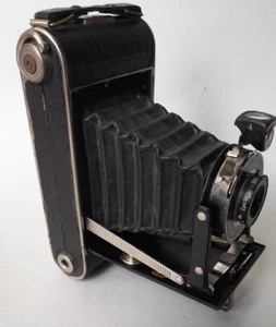 Antique Vintage Kodak Junior 620 with  Original Leather Case Works Collecterbles - Picture 1 of 18