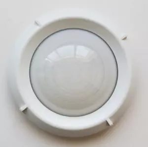 Hubbel 360 Degree High Bay Sensor Lens WSPLENS360LTWT - Picture 1 of 4