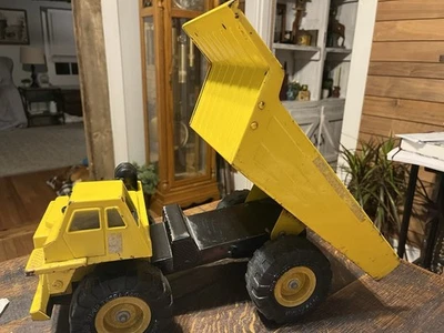 Camión de volteo Caterpillar 785 1986 vintage carrocería totalmente metálica de Remco  Foto 1 de 4