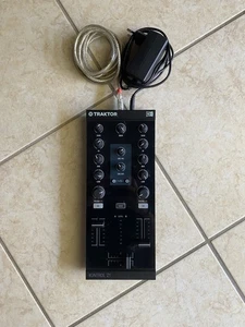 Traktor Kontrol Z1 – Mixer DJ - Imagen 1 de 8