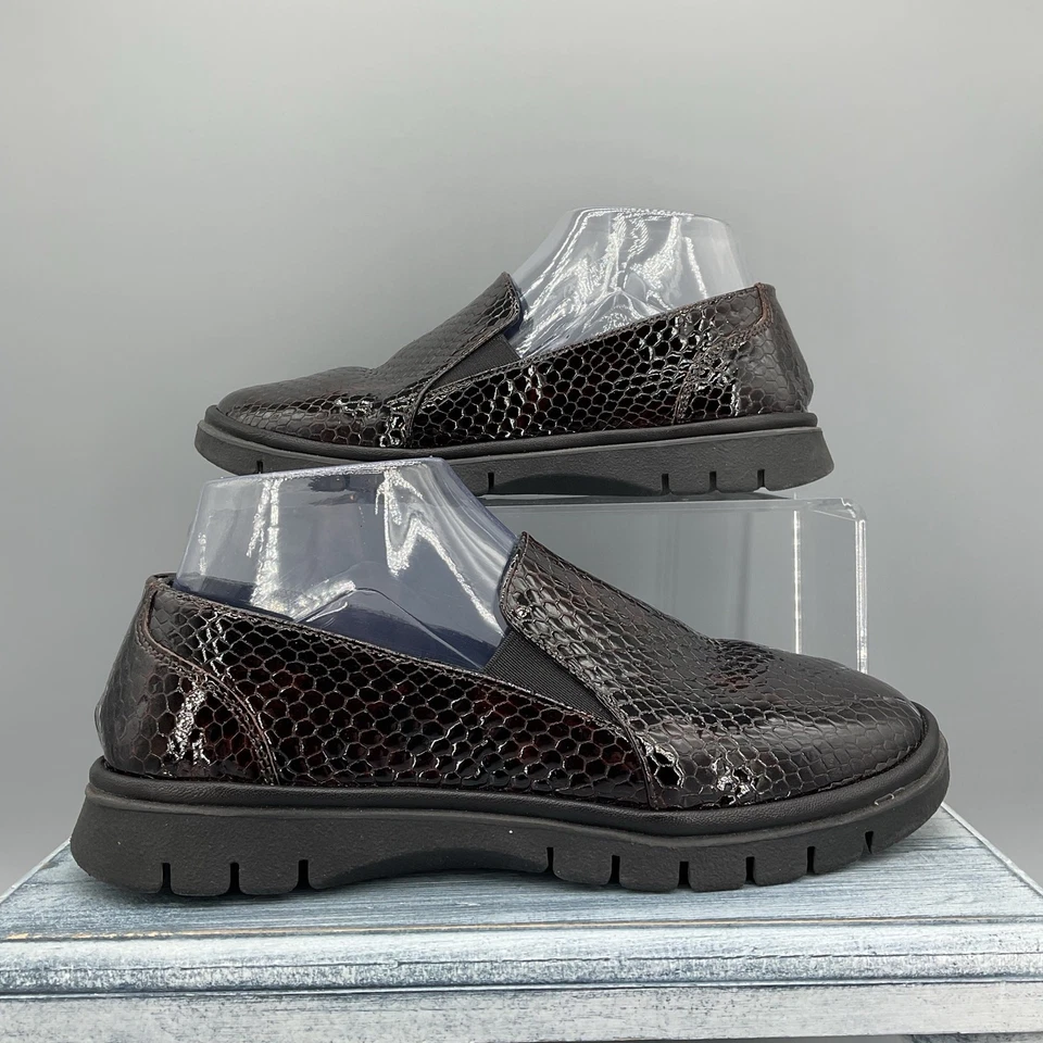 Spring Step Women's Horizon Croco Patent Leather Loafers Black size 6.5  - Image 1 of 4