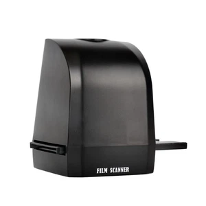 Film Slide Scanner 8 Megapixel CMOS Convert 35mm/135mm Slides & Negative to Jpeg - Picture 1 of 8
