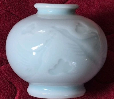 Vintage White Celadon Porcelain Asian Bulb Vase Birds Crane Floral 2.75"x3" - Image 1 of 4