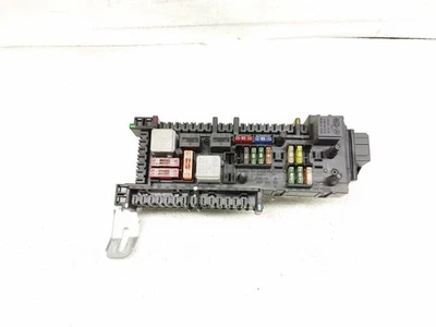2014 Mercedes-Benz E350 Coupe Rwd 3.5L Cabin Room Inside Fuse Box 204-540-01-50 - Image 1 of 4