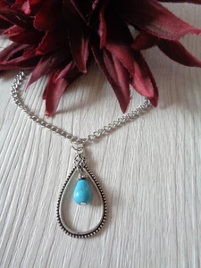 Außergewöhnliche silberne Kette "Tropfen Howlith Türkis" - Bild 1 von 1