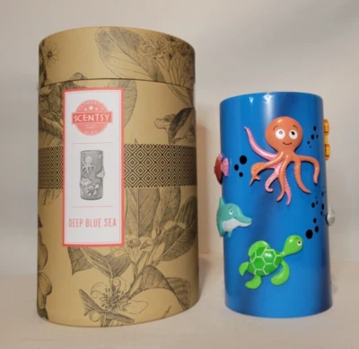 Discontinued Scentsy DEEP BLUE SEA Diffuser Shade Retired New Complete - Image 1 of 4