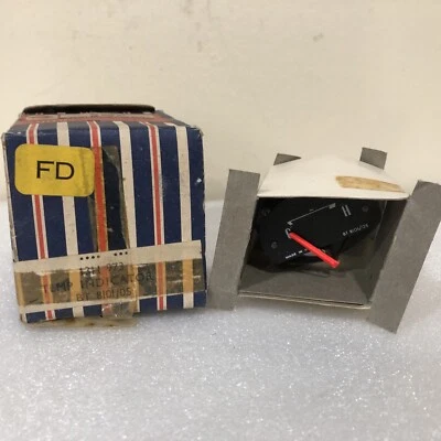 Temperature Gauge New Smiths Brand Fits MG 1100 13H972 BT8101/05 Black  Face - Image 1 of 4