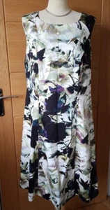 Studio 8 London Multi-coloured Dress Size UK 18 - Picture 1 of 5