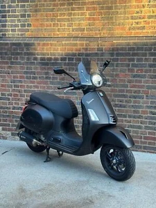 Piaggio Vespa GTS VESPA GTS 300 SUPERSPORT 2023/11 - Picture 1 of 1