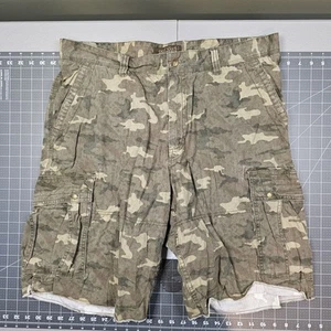 Old Navy Camo Cargo Shorts Mens 38 Limited Edition Loose Baggy Relaxed Skater - Picture 1 of 10