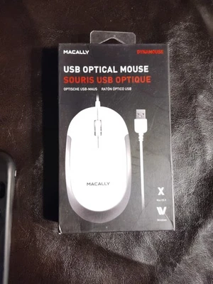 Macally 3 Button Optical USB Wired Mouse for Mac and PC (Turbo) - Image 1 of 4