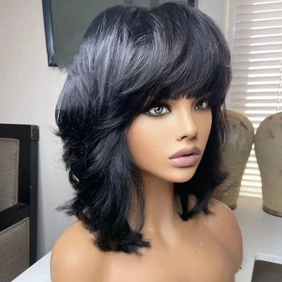 Peluca de cabello humano corte en capas negra con flequillo máquina completa Remy brasileña Foto 1 de 4