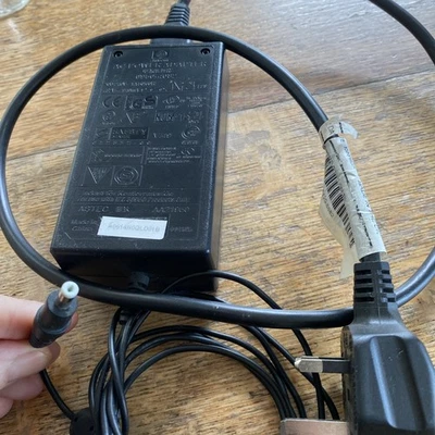 Adaptador de alimentação CA Hewlett Packard 0950-4082 - Imagem 1 de 4