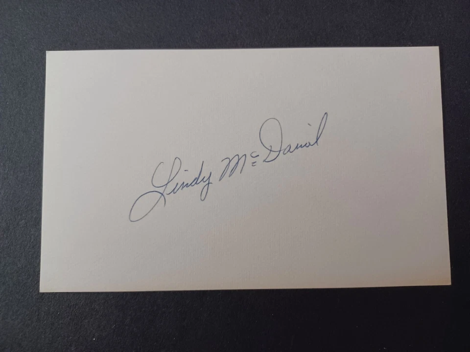 Tarjeta índice firmada por Lindy McDaniel (m. 2020) - Cardenales, Cachorros, Gigantes, Yankees - A Foto 1 de 1