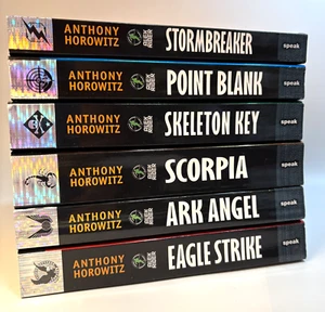 Alex Rider Series - 6 Book Collection - Anthony Horowitz Trade Paperbacks - Foto 1 di 2