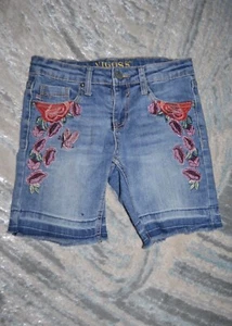 Girls Vigoss Brand Denim Jeans Stretch Shorts Size 8 Flowers Embroidered - Picture 1 of 4