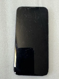 Apple iPhone 13 - 128 Go - Entièrement débloqué - Noir - POUR PIECES UNIQUEMENT / NE FONCTIONNE PAS - Photo 1 sur 8