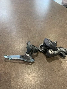 Desviador trasero y delantero de carretera Shimano Claris 8 velocidades FD-2400 y RD-2400 - Imagen 1 de 6