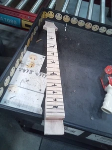 Handmade Mahogany guitar neck 22Fret 25.5inch Maple fretboard Nice Inlay - Picture 1 of 2