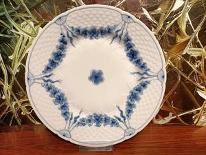 BING & GRÖNDAHL  Denmark EMPIRE edler Speiseteller Ø 24,5cm - Picture 1 of 3