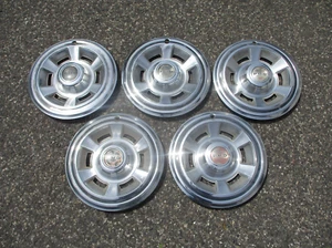 Lot of 5 factory 1969 1970 Pontiac LeMans Tempest 14 inch hubcaps wheel covers - Picture 1 of 12