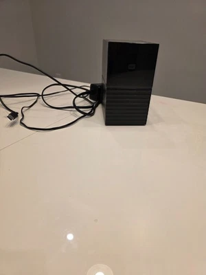 Disco duro RAID de escritorio Western Digital 16 TB My Book Duo WDBFBE0160JBK-NESN Foto 1 de 4