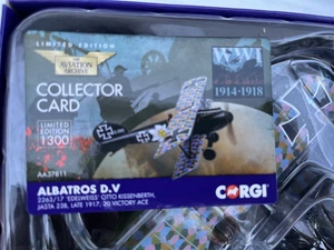 CORGI: Folker  D.V 2263/17, Lt. EDELWEISS OTTO KISSEN BERTH ,  "AA37811" 1:48 - Picture 1 of 5