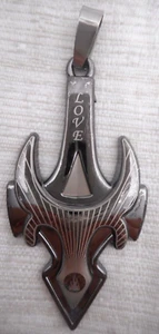 Arrow Tauren LOVE Fire Necklace Pendant Black Silver Hematite Stone 2 1/2" - Picture 1 of 6