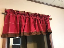 Hiends South Haven Rod Pocket Valance 84 W x 18 L Red & Brown