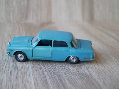 Alfa Romeo 2600 Berlina Mebetoys remake 1:43 - Image 1 of 4
