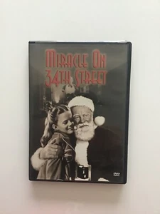 Miracle On 34th Street DVD 1947 edition w/ Bonus Features in Very Good Condition - Picture 1 of 4