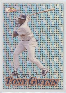 1994 Pacific Crown Collection Prisms Silver Circles Tony Gwynn #35 HOF