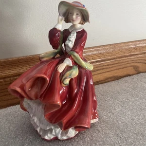 Royal Doulton England Bone China "TOP OF THE HILL" HN 1834 Figurine 7.25" Tall - Picture 1 of 15