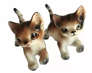Vintage Cats Kittens Salt and Pepper Shakers Made in Japan Cork Stoppers - Picture 1 of 9