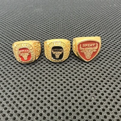 Vintage NBA Chicago Bulls World Champion Rings Set (3) Replica Montgomery Ward - Image 1 of 4
