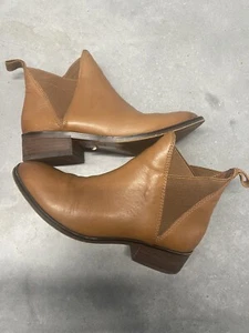 Aldo Flex Chelsea Boots Women Light Brown camel Block Heel Size 8 - Picture 1 of 7