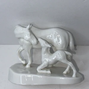 Noritake Mother's Day 1975 Horses Dam Mare & Colt Fine Bone China Figurine Japan - Picture 1 of 6