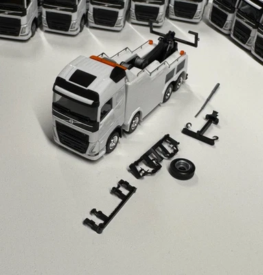 Volvo Abschlepper Bison  Herpa 1:87 - Bild 1 von 4