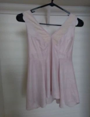 Camiseta sin mangas Diesel Champagne rosa y crema con espalda halter Foto 1 de 4