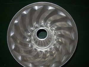 Vintage Aluminum Mold - Picture 1 of 1